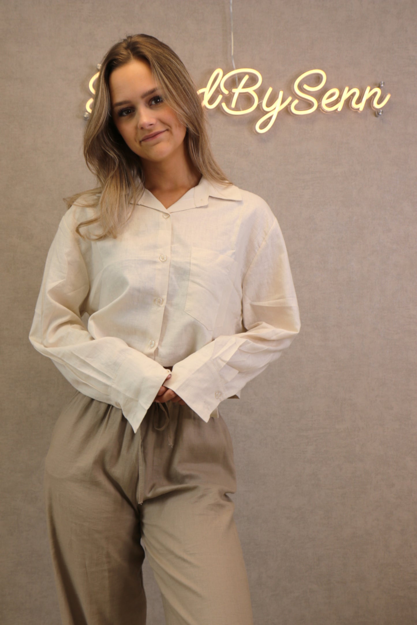 SHIRLEY LINNEN BLOUSE - LIGHT BEIGE
