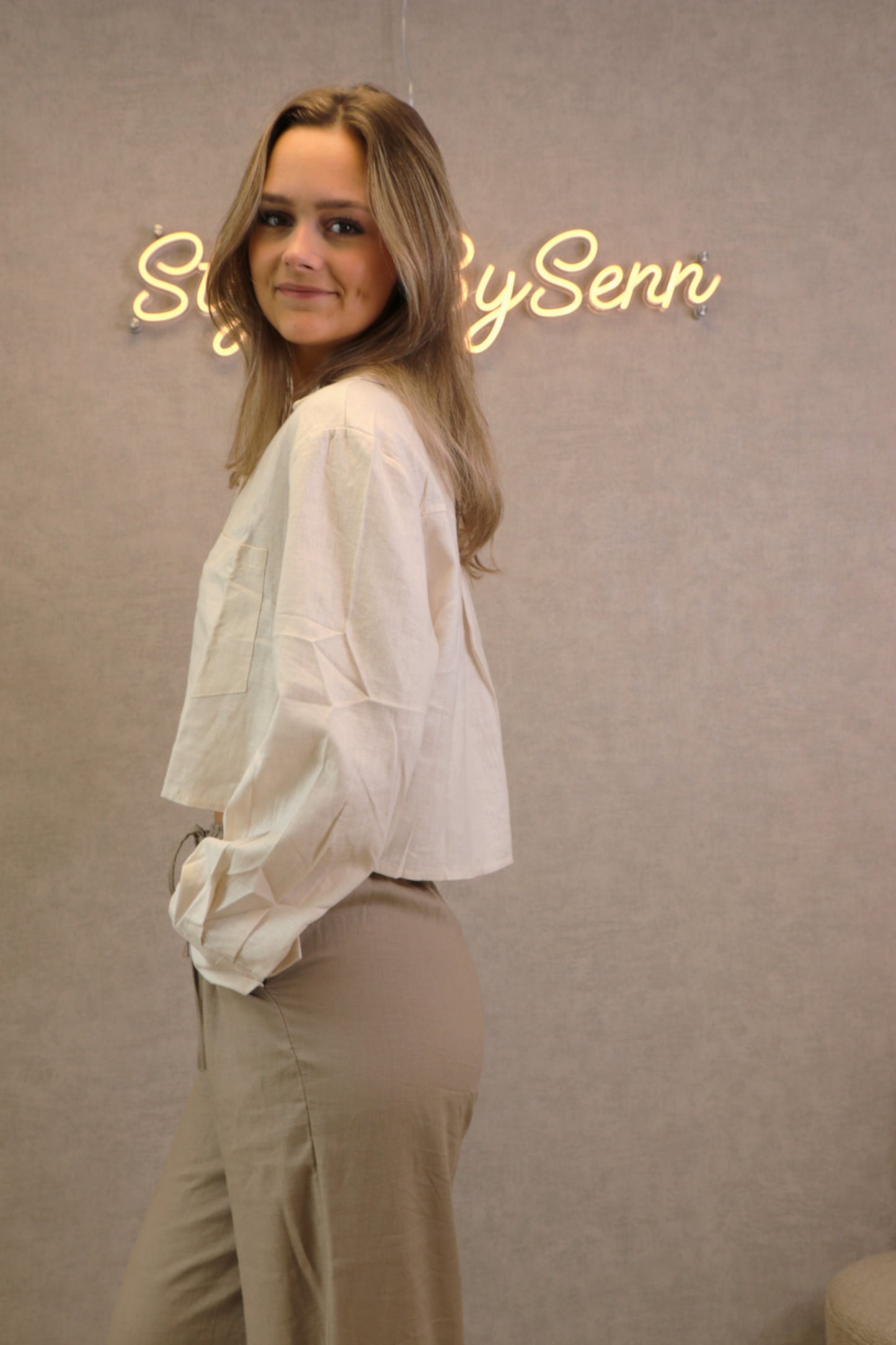 SHIRLEY LINNEN BLOUSE - LIGHT BEIGE