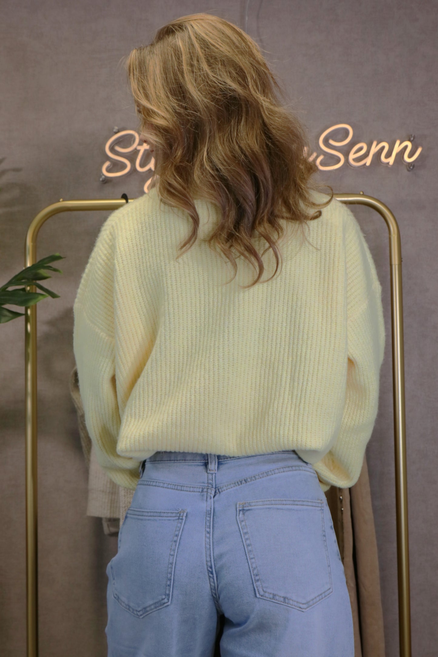 MEA BUTTON KNIT - YELLOW